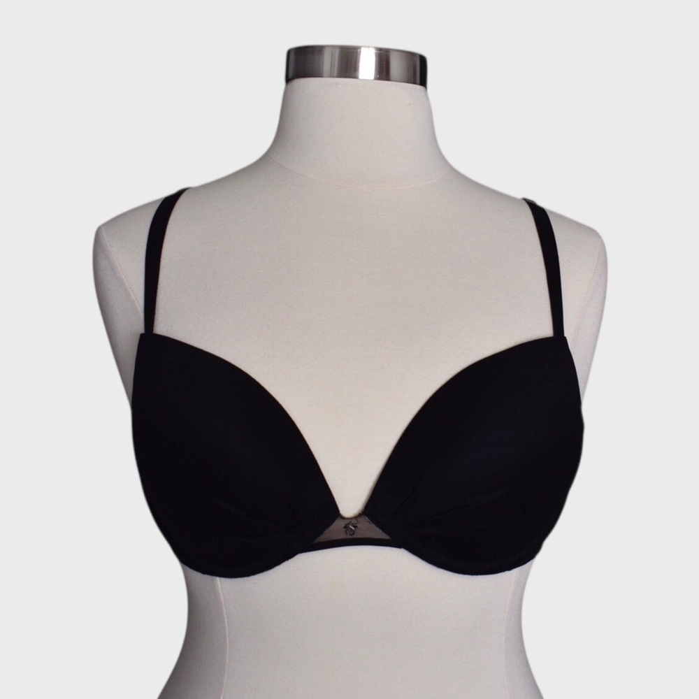 Victorias Secret Fabulous Plunge Push Up Bra